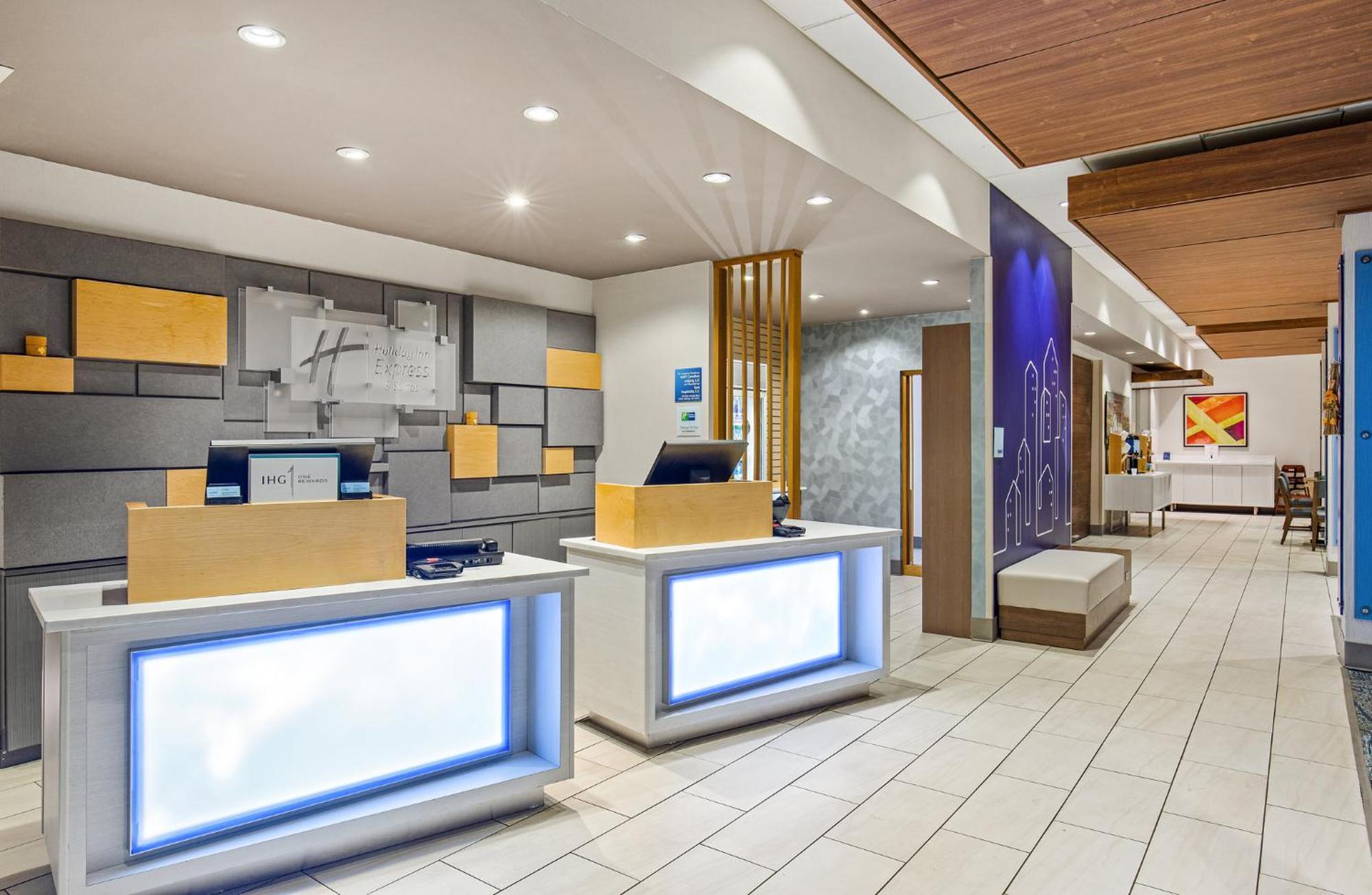 Holiday Inn Express & Suites - Carrollton West By Ihg Dış mekan fotoğraf